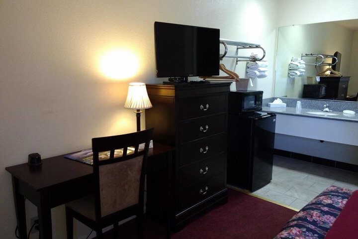 Photo of TRAVELERS MOTEL