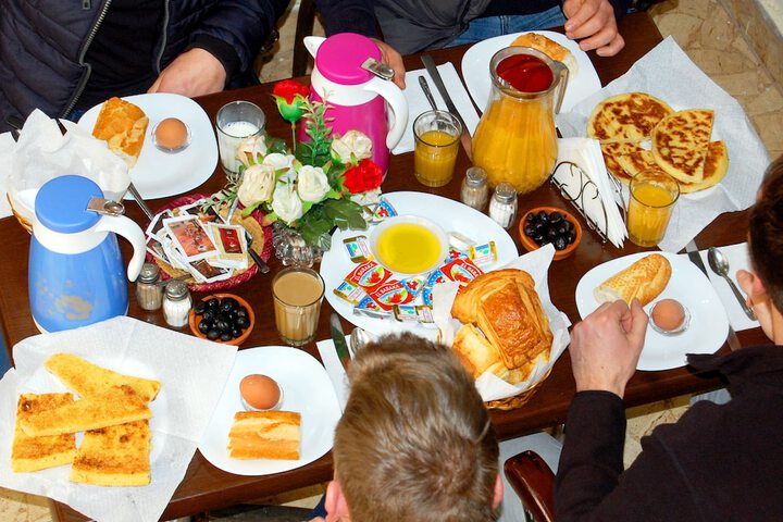 Breakfast/Coffee Service 40 of 52