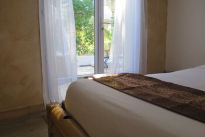 Room 22 of 34