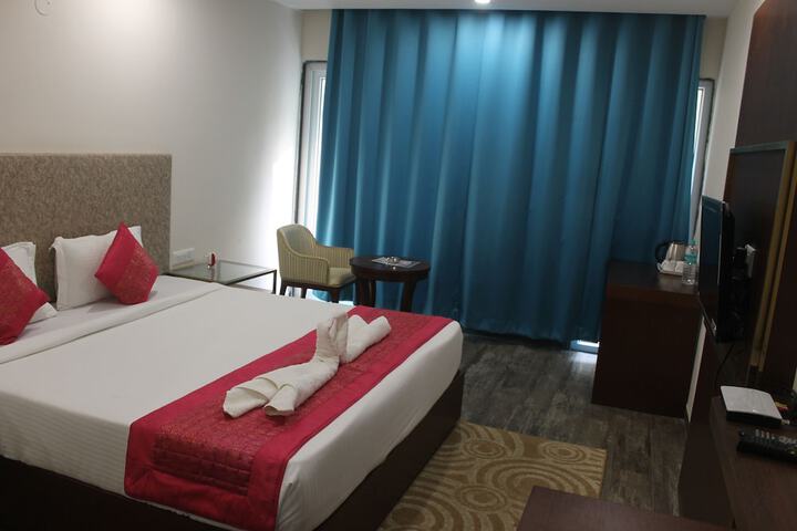 Room 10 of 23
