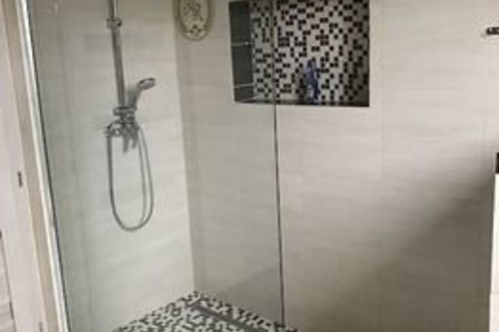 Room 4 of 34