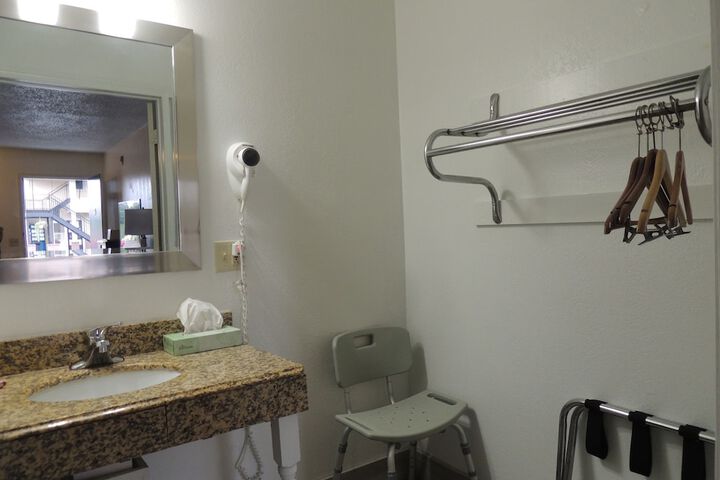 1 King Bed Mobility Accessible (5 of 15)