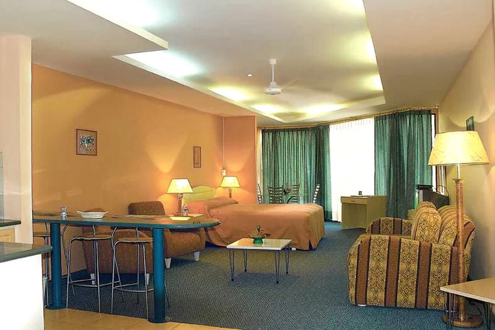 Room 7 of 7