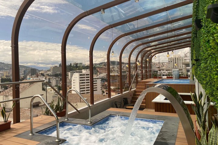 Pool 44 of 98
