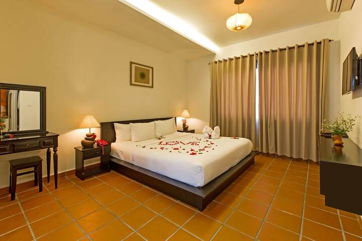 Room 10 of 111