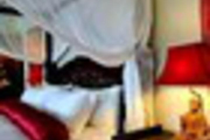 Room 14 of 162