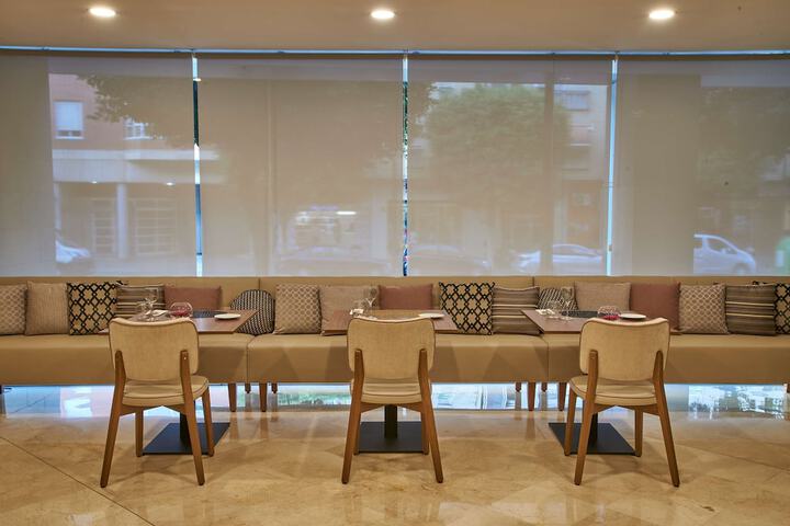 Dining Photos