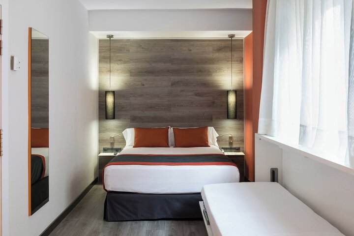 Room 25 of 50
