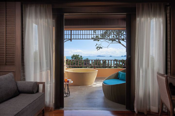 Room 21 of 73