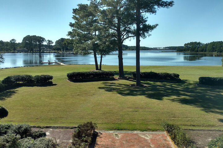 Diplomat Luxury King Bed Harbour View (14 of 32)