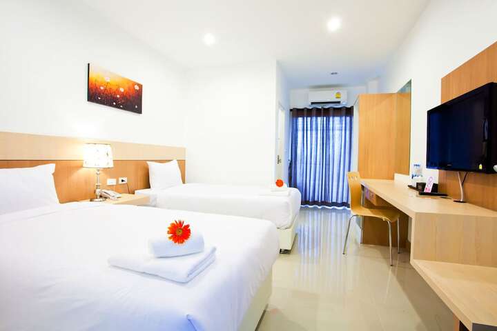 Room 14 of 36