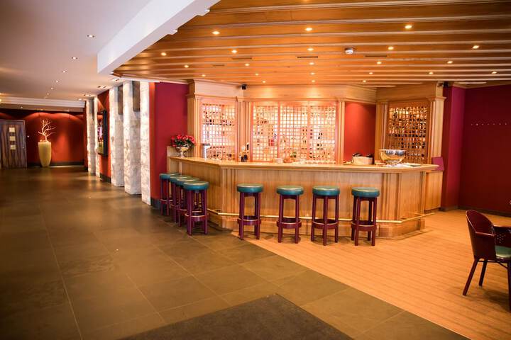 Hotel Interior 2 of 93