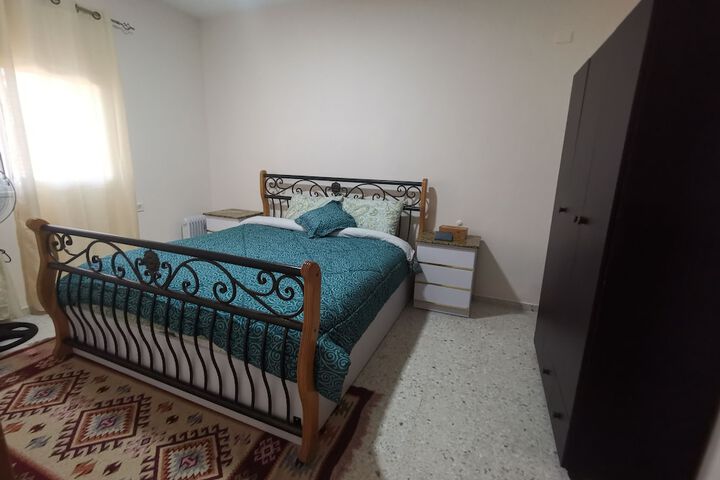 Room 5 of 46