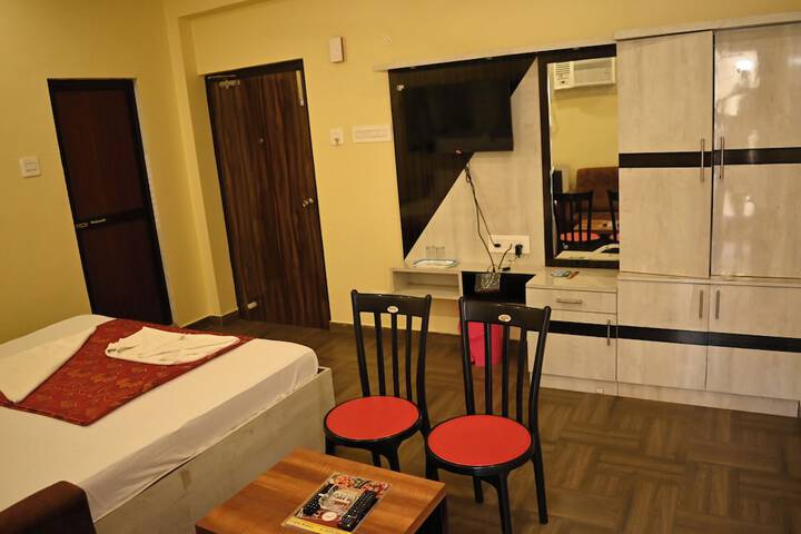 Room 14 of 15