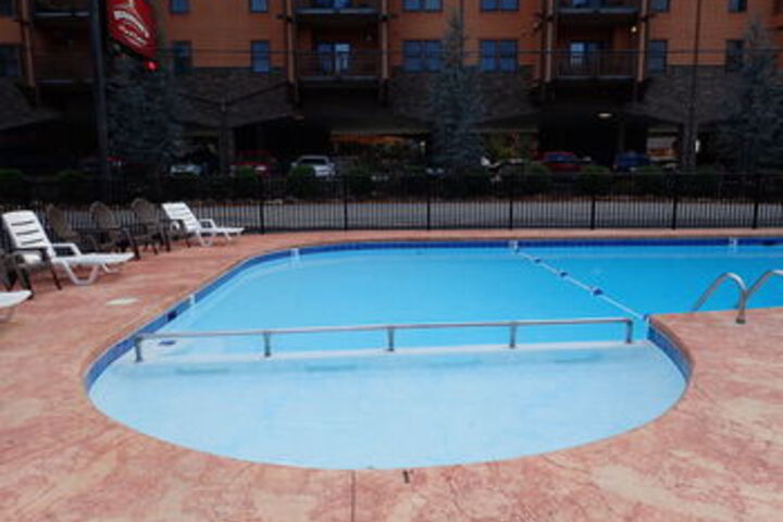 Pool 86 of 92