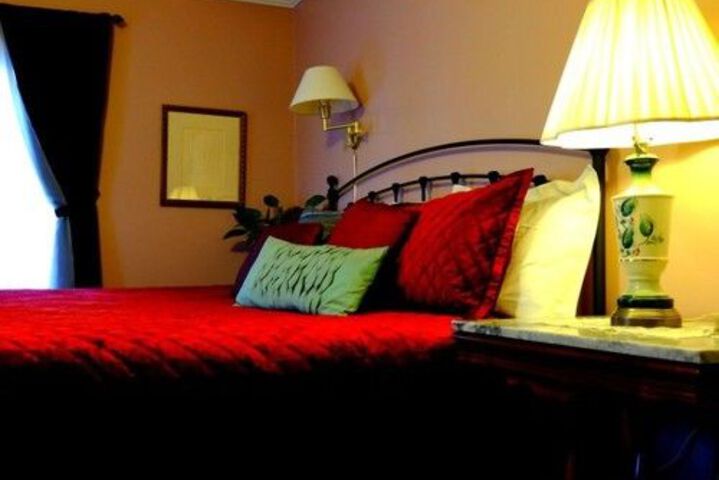 Room 72 of 143