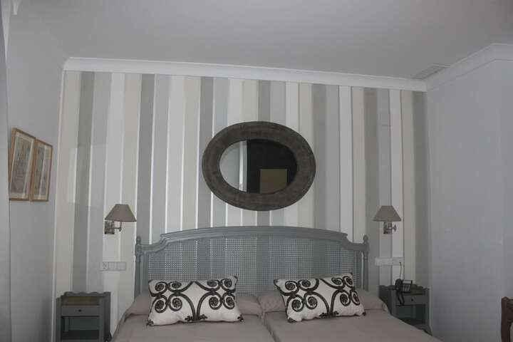 Room 10 of 36