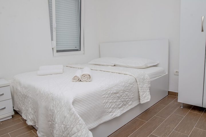Room 8 of 57