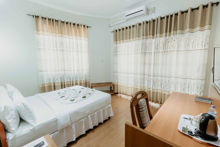 Room 22 of 126