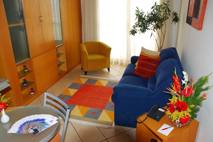 Room 14 of 40