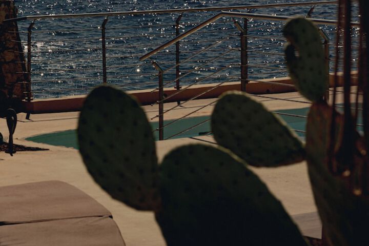 Hotel 201 of 235