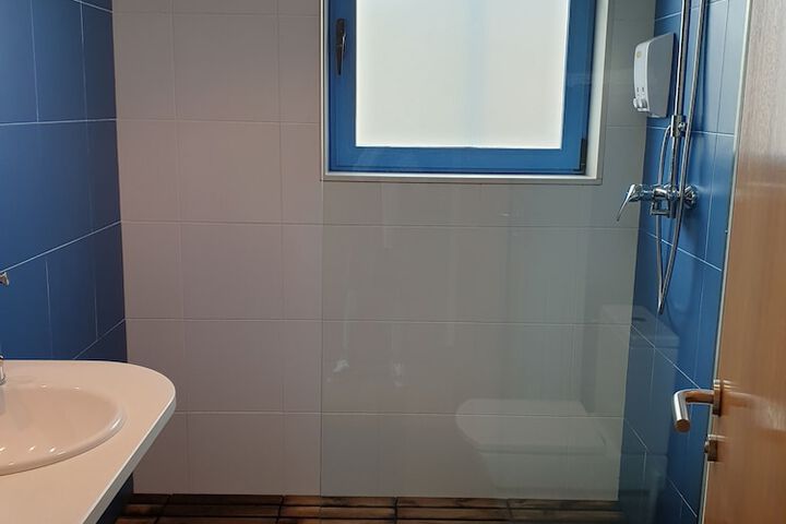 Room 44 of 72