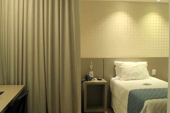 Room 35 of 105