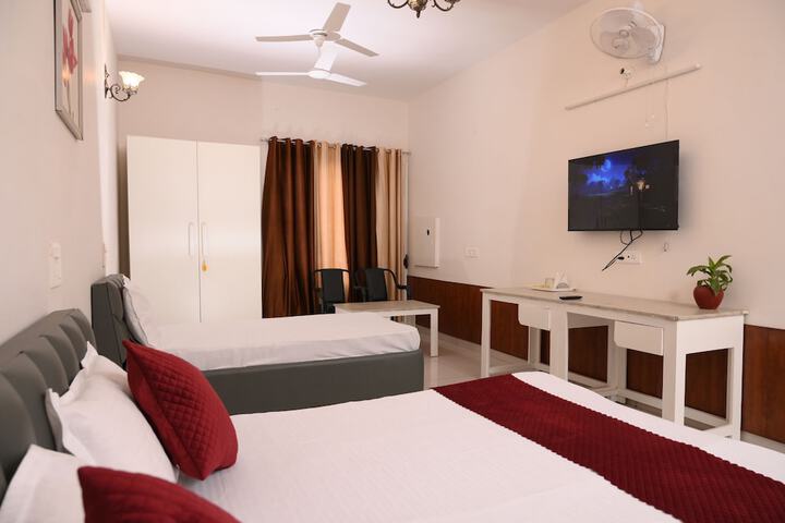 Room 4 of 59