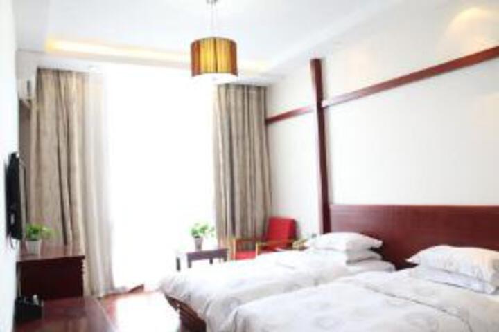 Room 3 of 4