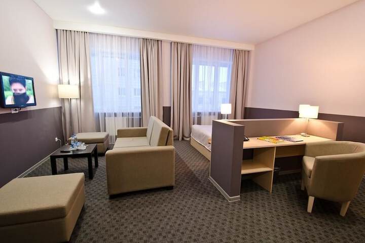 Room 17 of 42