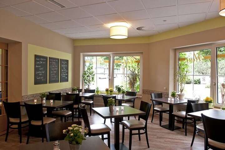 Dining Photos