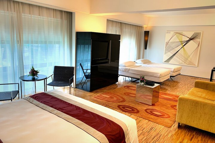 Room 18 of 75