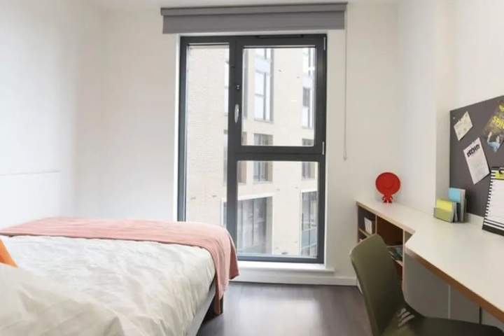 Room 2 of 13
