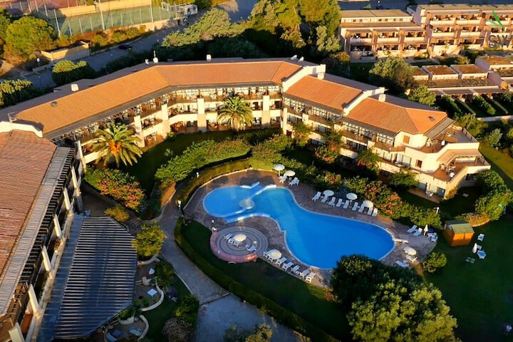 Hotel Entry