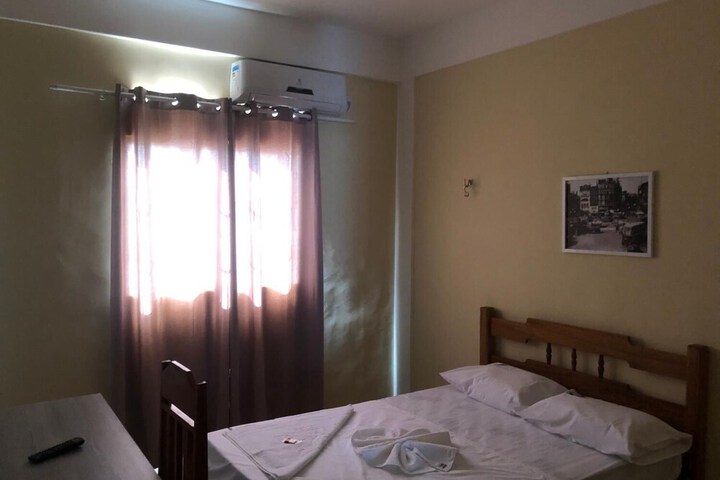 Room 7 of 52