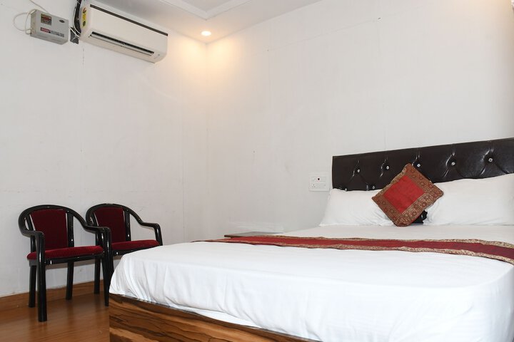 Room 35 of 78