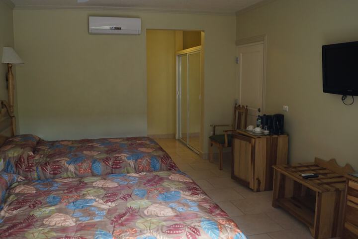 Room 14 of 95