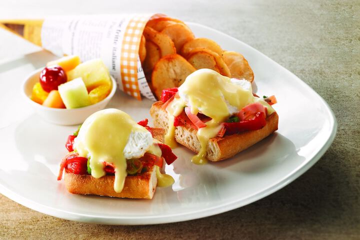 Breakfast/Coffee Service 105 of 141