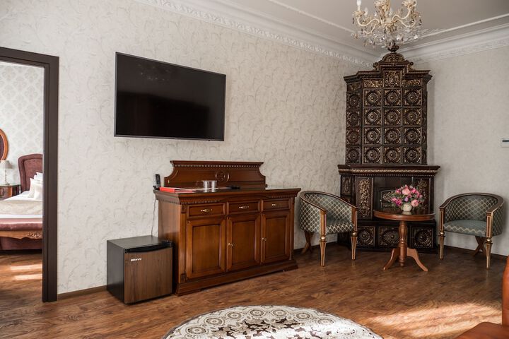 Room 15 of 124