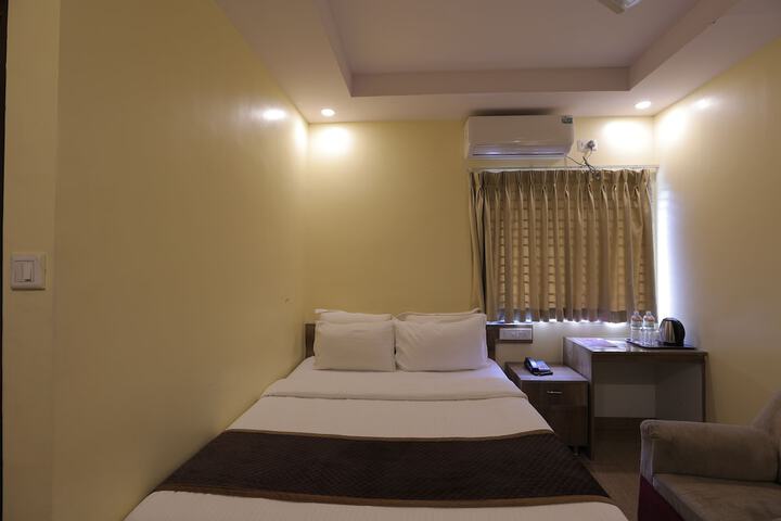 Room 22 of 52
