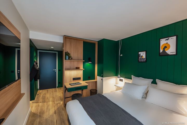 Room 14 of 56