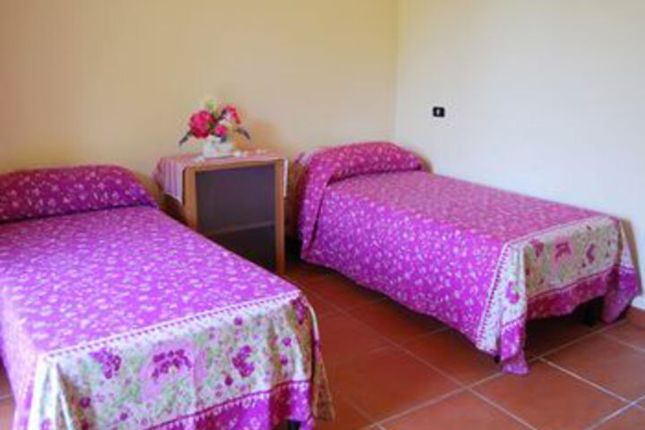 Room 16 of 24