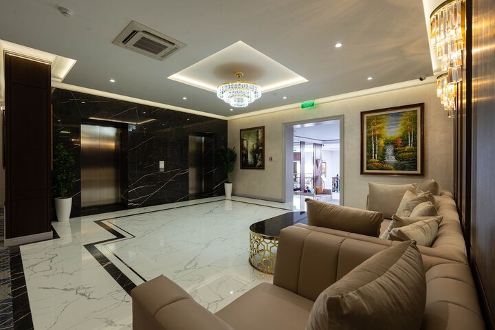 Hotel Interior 6 of 114