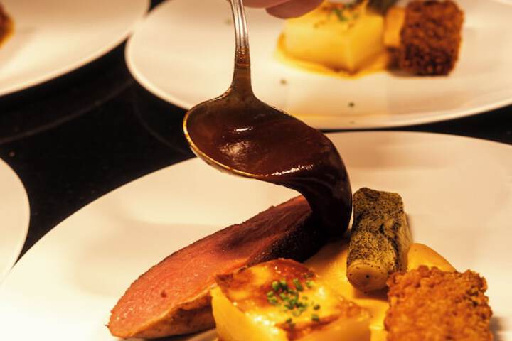 Dining 74 of 132
