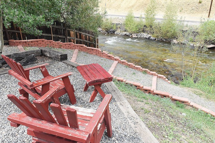 Property Grounds 22 of 35