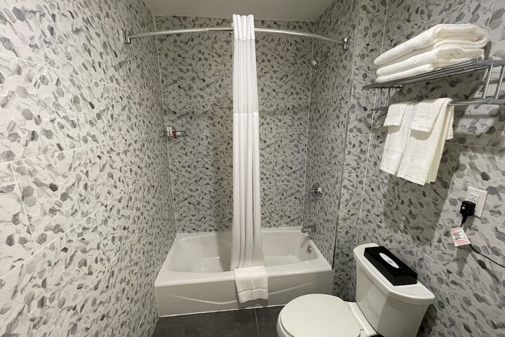 Room 19 of 27