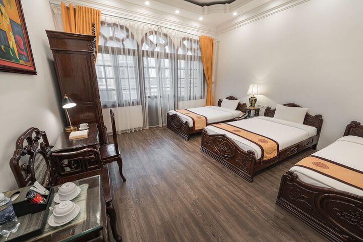 Room 21 of 50