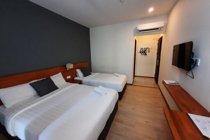 Room 18 of 41