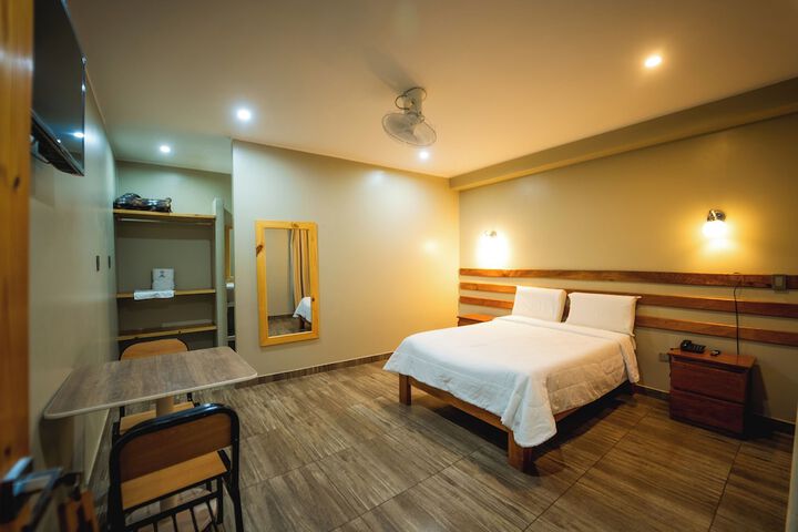 Room 15 of 36