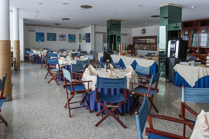 Dining 108 of 178